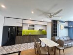 Cho thuê căn Emerald CT8 2 phòng ngủ full trống vào được ngay
