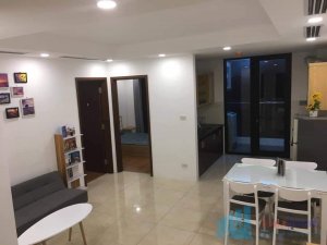 Cho thuê căn hộ Hà Nội Centerpoint, 83m2, 3 phòng ngủ, full đồ giá 18tr